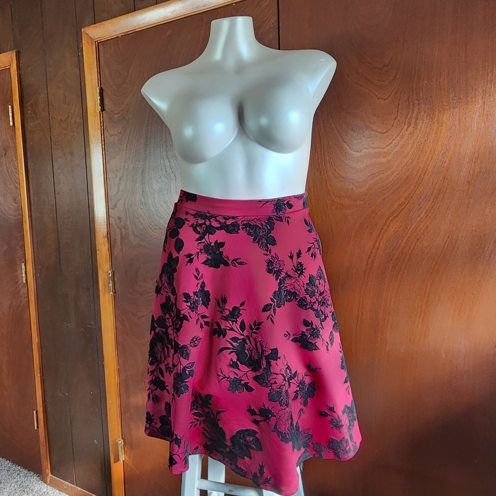 Monteau Pink and Black Floral A-Line Skirt